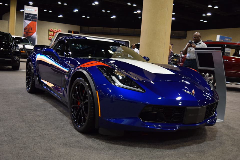 Corvette Grand Sport. I love this shade of blue.